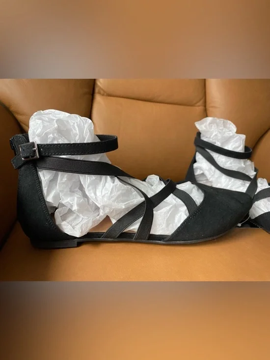 Torrid Black Pointed-Toe Crisscross Ballet Flats Size 9 - Picture 7 of 9